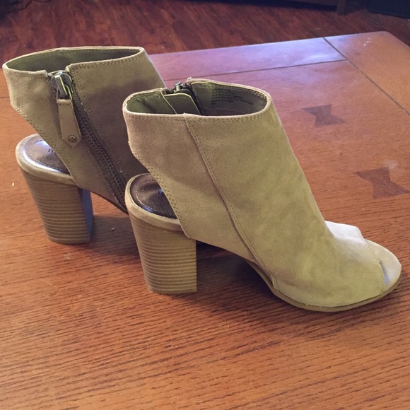 Madden Girl Open Toed And Heel Booties - image 4