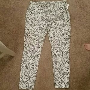 Gap skini mini dress pants, NWT