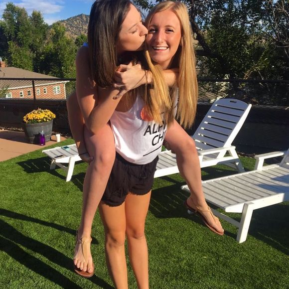 Meet your Posher, Kylie - Picture 1 of 1