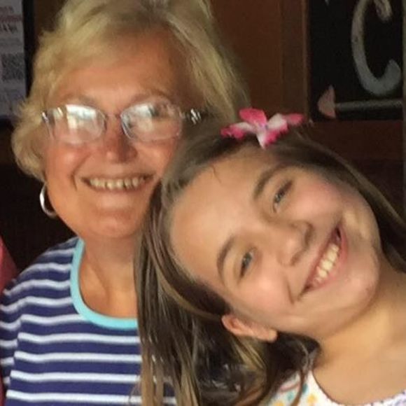 Meet your Posher, Dorla - Picture 1 of 1