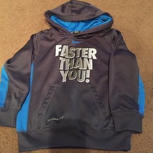 Toddler Nike dri-fit hooded sweatshirt size 4