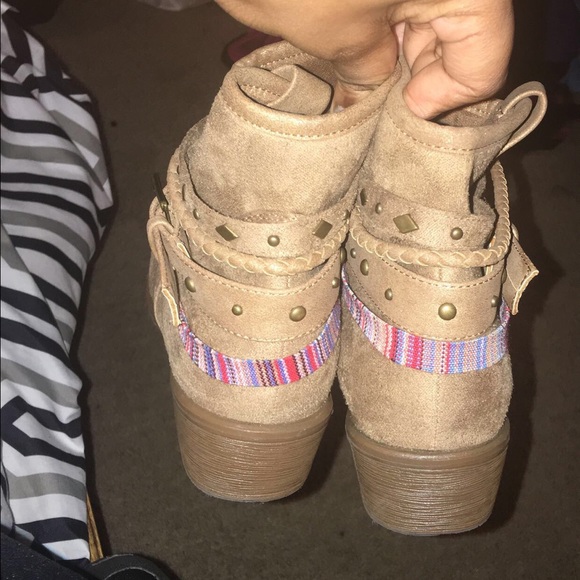 Rue21 Shoes - Cute Cowgirl boots