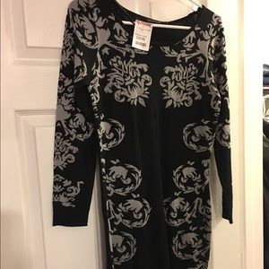 Long sleeve body con dress