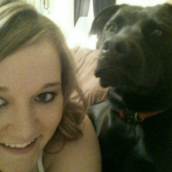 Meet your Posher, Tabitha - Picture 1 of 1