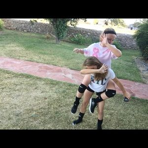 Meet your Posher, Dana