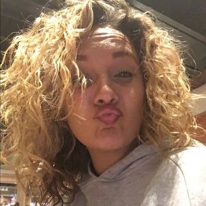 Meet your Posher, Ashlyn