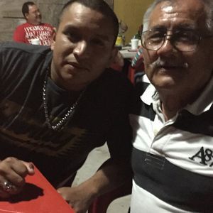 Meet your Posher, Max