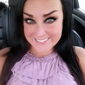 Meet your Posher, Lori-leigh