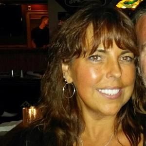 Meet your Posher, Larae