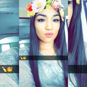 Meet your Posher, Luzelena