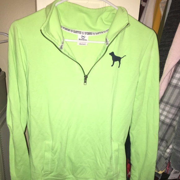 vs pink pullover