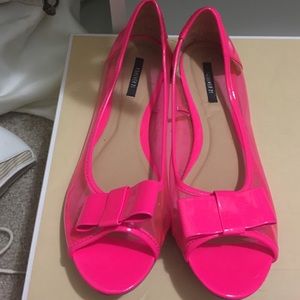 HOT PINK FLATS