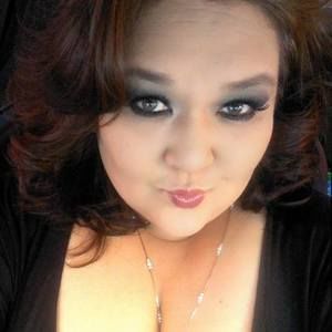 Meet your Posher, Desiree