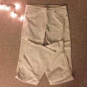 ❌❌SOLD❌❌Abercrombie & Fitch flare jeans size 4