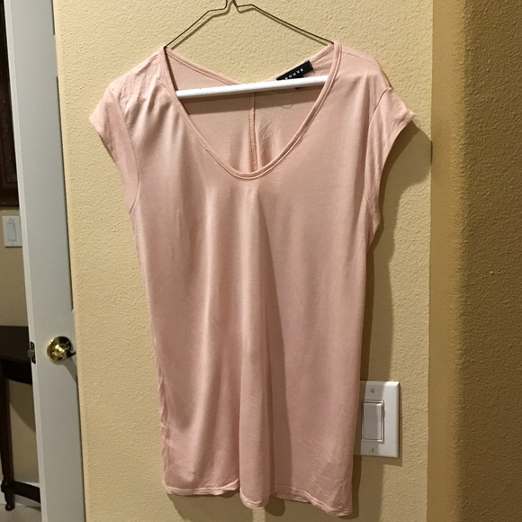 Blush colored cap sleeves T shirt