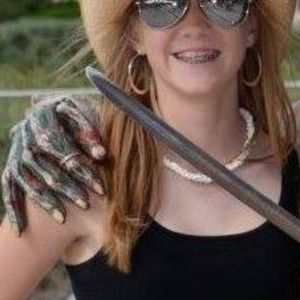 Meet your Posher, Danielle