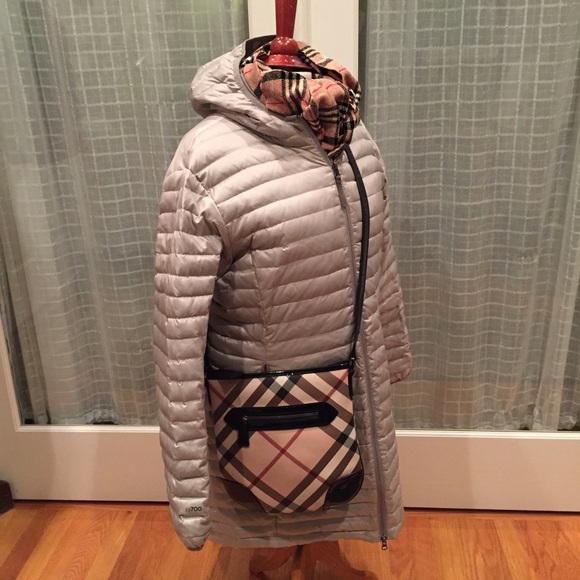 βSOLDβ βοΈHP 2xβοΈ Burberry Crossbody - Picture 2 of 4