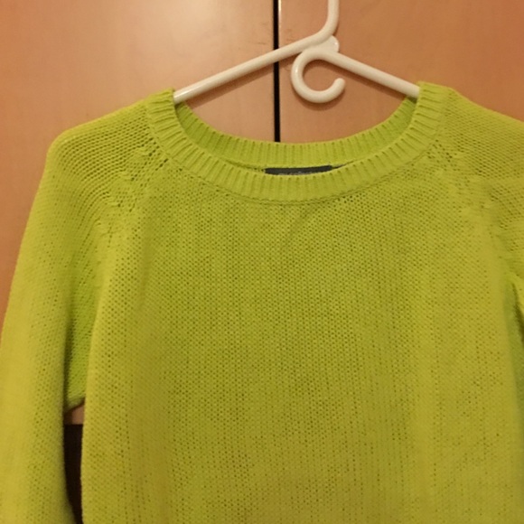 Sweater - Picture 2 of 4