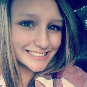 Meet your Posher, Lanee