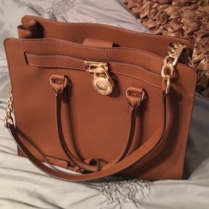 Michael Kors handbag leather tanned