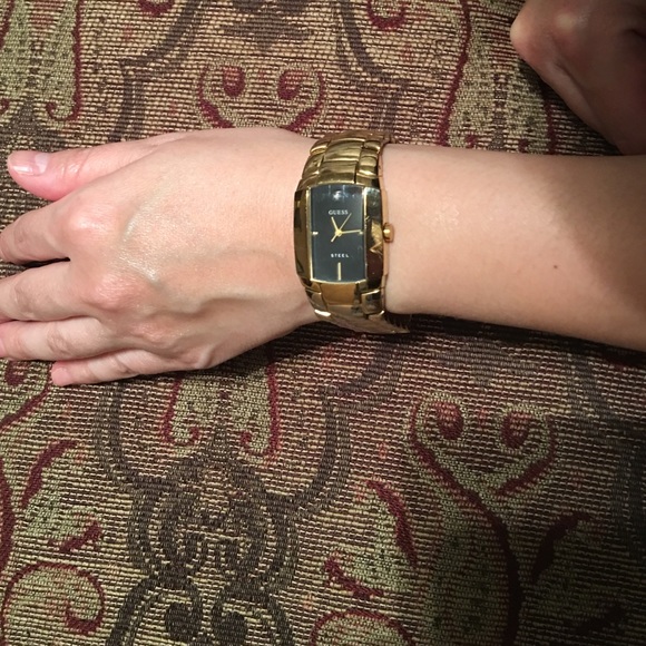 Guess watch - Picture 4 of 4