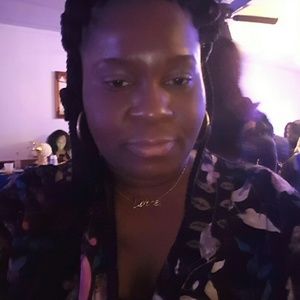 Meet your Posher, Tena