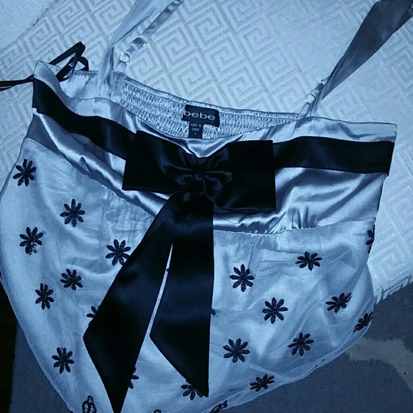 EUC Bebe  satin like dressy top. Small - Picture 2 of 4