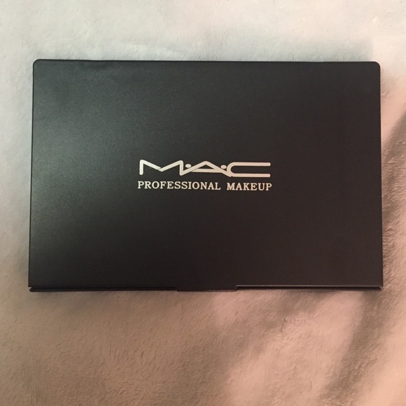 Brand new non authentic MAC palette