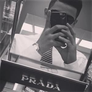 Meet your Posher, Christian