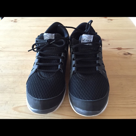 Running shoes