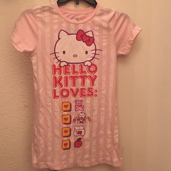 Hello Kitty tee