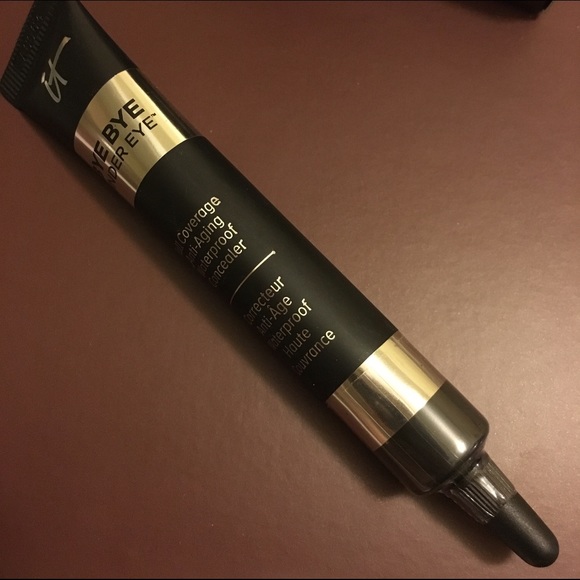 It cosmetics bye bye under eye in Tan