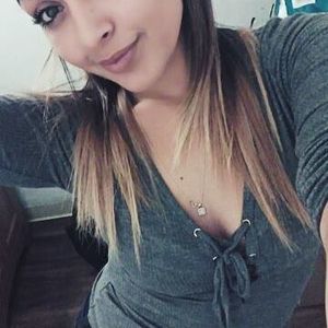 Meet your Posher, Noemi