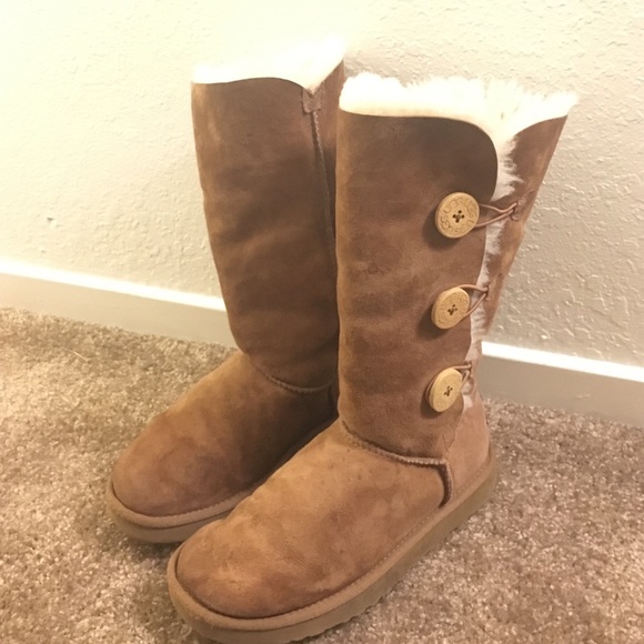 Bailey Button Down Uggs