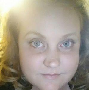 Meet your Posher, Amie