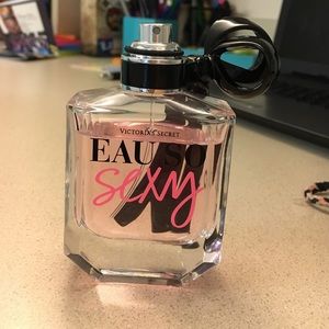 Victoria's Secret Eau So Sexy perfume