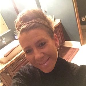 Meet your Posher, Kelly