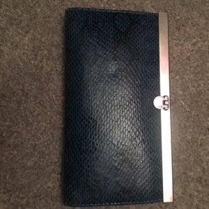 Blue Wallet