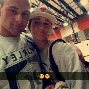 Meet your Posher, Clay