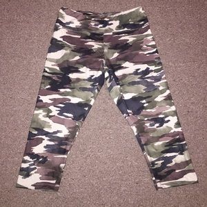 Camouflage workout leggings