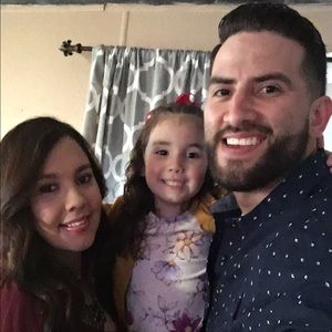 Meet your Posher, Efrain