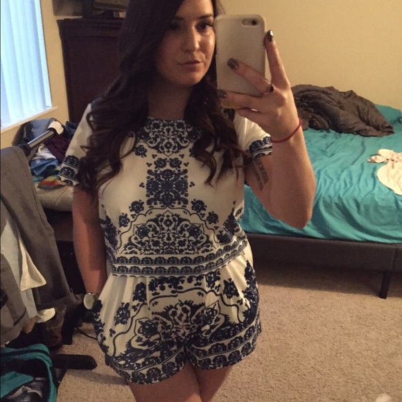 2 piece crop and shorts outfit