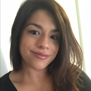 Meet your Posher, Nikki