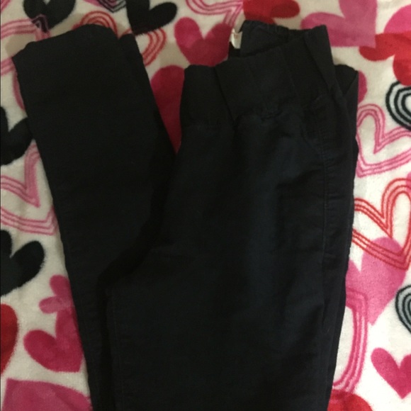 Skinny pants