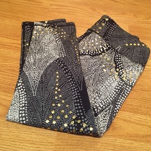 Fabletics capris