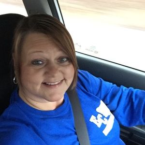 Meet your Posher, Debbie