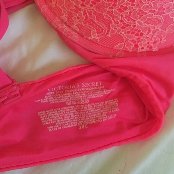 Very sexy lacey multi way push up - Picture 2 of 2