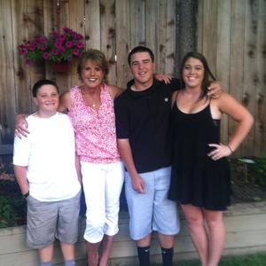 Meet your Posher, Lisa