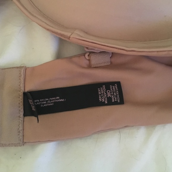 Gorgeous strapless multiway push up bra - Picture 2 of 3