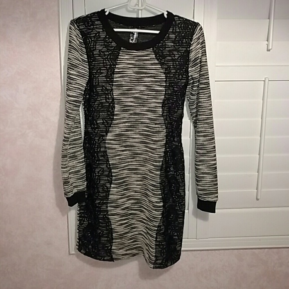 Sexy Trixxi dress with lace.